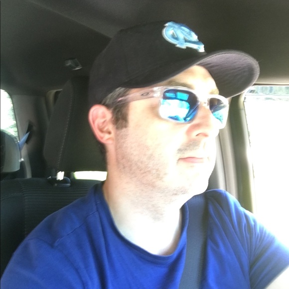 Meet your Posher, Darrell - Picture 1 of 1